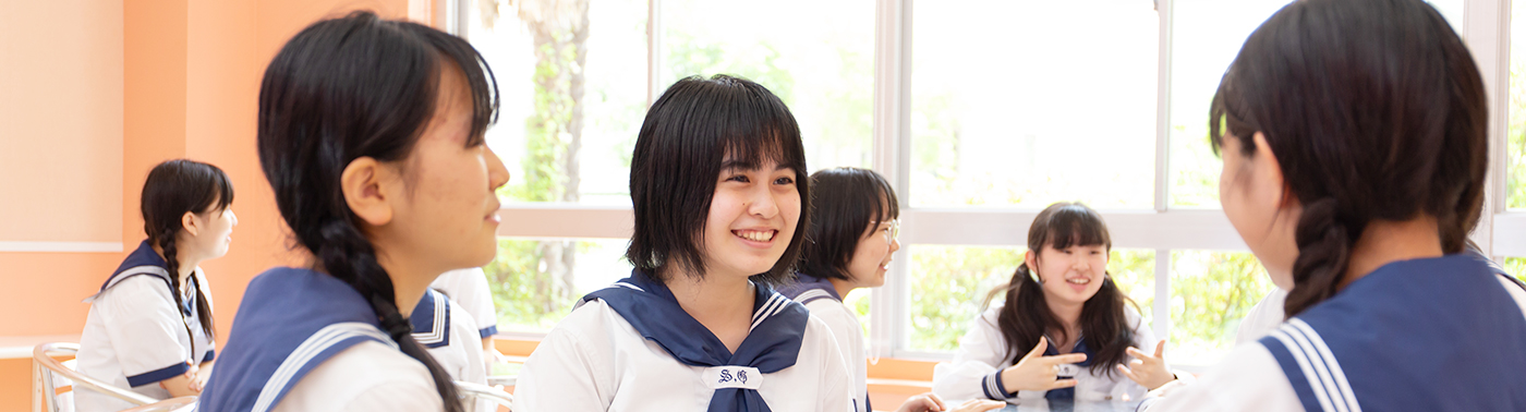 制服紹介_未使用 | 聖和学院中学校・髙等学校
